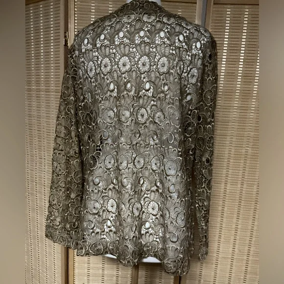 Jacket - Picture 3 of 4